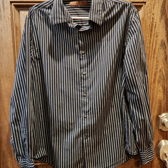 Perry Ellis Men's shirt/XL/ Black with Stripe/Pre-owned EXCELLENT CONDITION - Picture 4 of 13